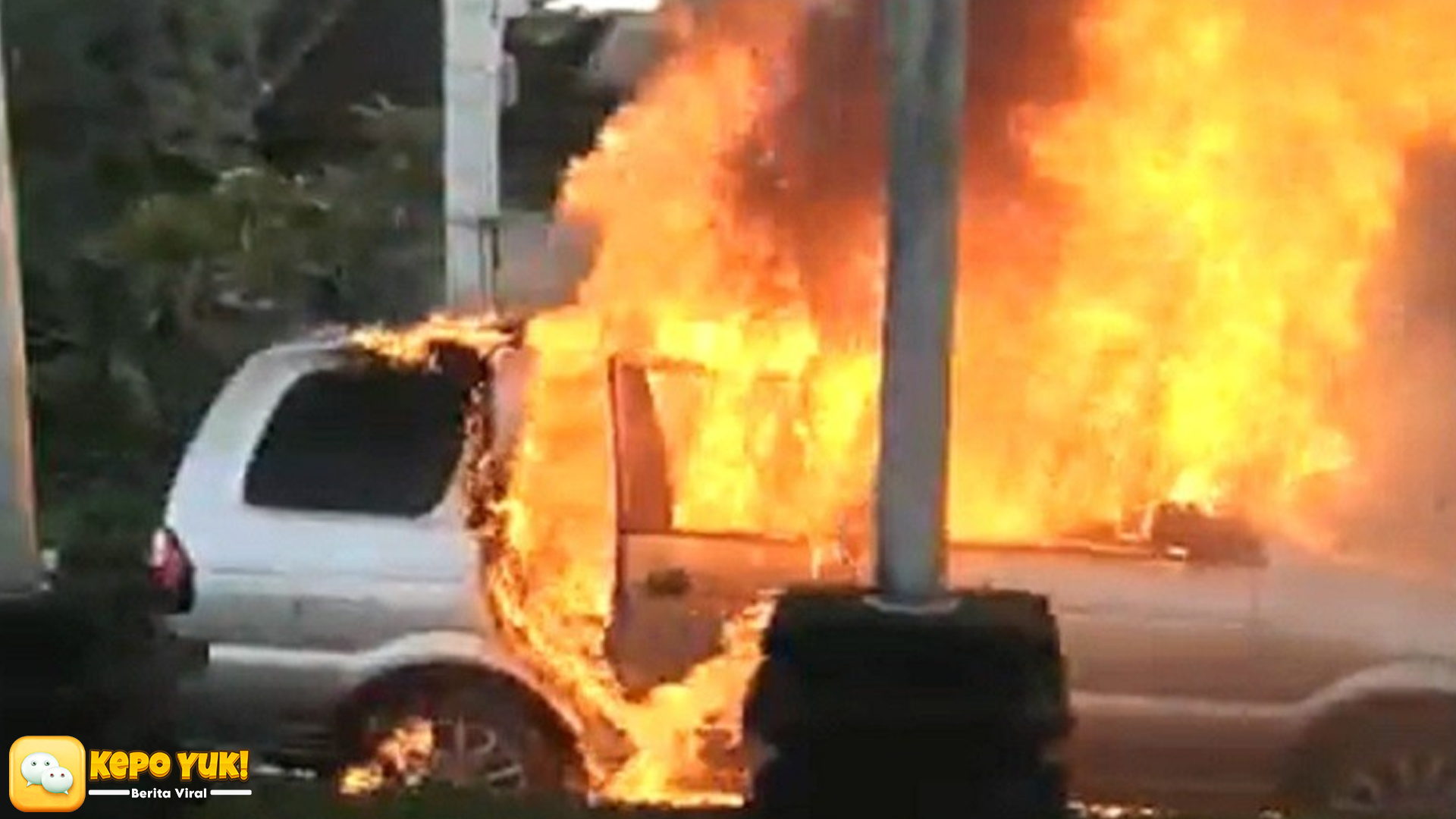 Polisi Buru Pengemudi Setelah Mobil Terbakar di SPBU Samarinda