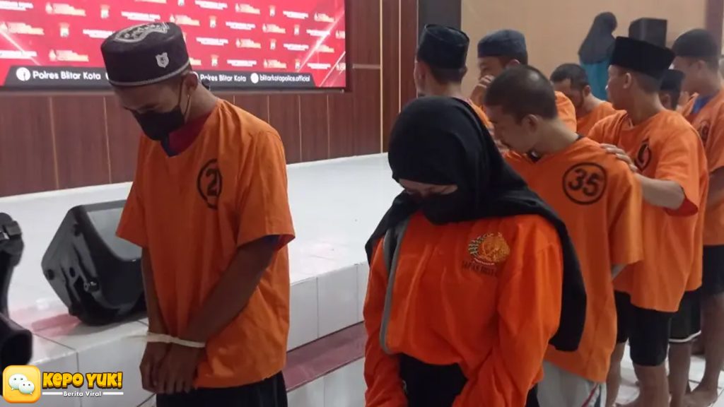 Blitar Geger Kasus Live Streaming Masturbasi, Raup Rp 40 Juta