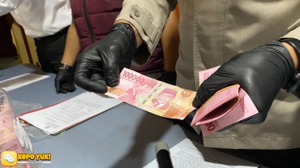 Geger! Mantan Artis Tiga Kali Belanja Uang Palsu Dalam Sehari