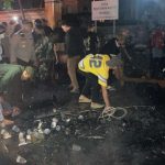 Kebakaran Miniatur Masjid Warnai Pawai Takbiran di Mataram