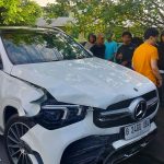 Mercedes-Benz Tabrak Motor dan Mobil di Medan, Sopir Mabuk?