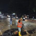Petugas Kebersihan dan 5 Tantangan Saat Demo Samarinda