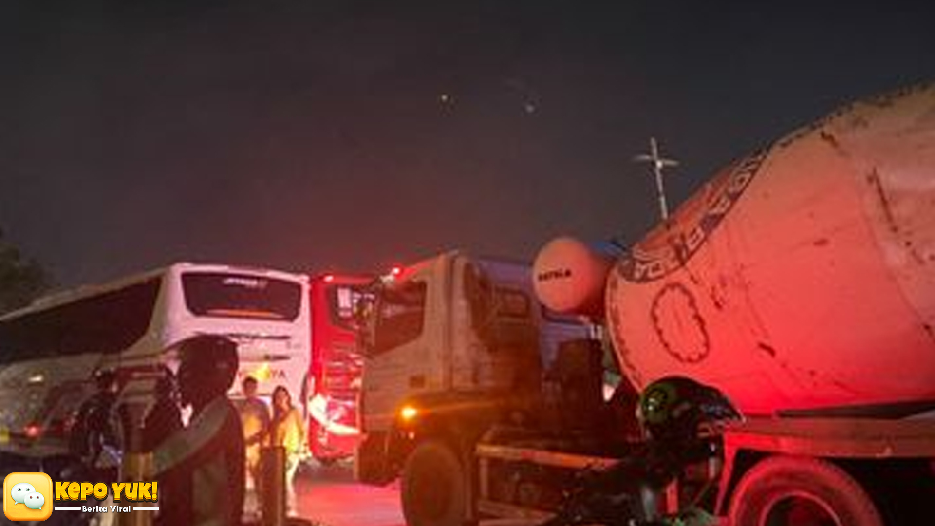 4 Jam Terjebak Macet di Ciledug Raya, Semua Lalu Lintas Lumpuh