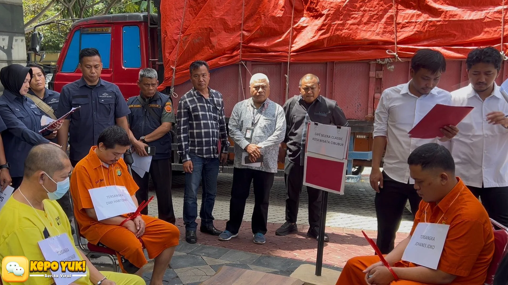 5 Kode Rahasia dalam Reka Ulang yang Ngereveal Peran Kopda F